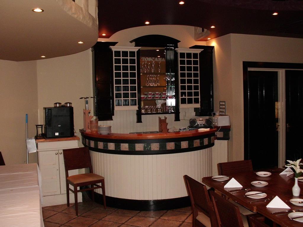 Tralee Central Hotel Dış mekan fotoğraf